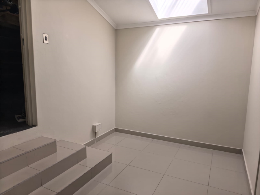 To Let 4 Bedroom Property for Rent in Steynsrust Western Cape